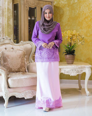 Kurung Moden Sulam Camellia Light Purple