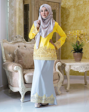 Kurung Moden Sulam Camellia Royal Yellow